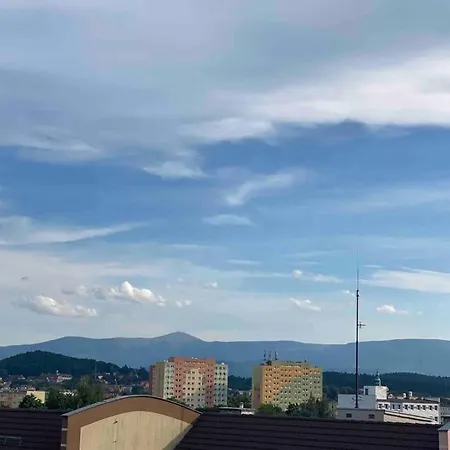 Mountain View 2-double Bedroom Apartment
