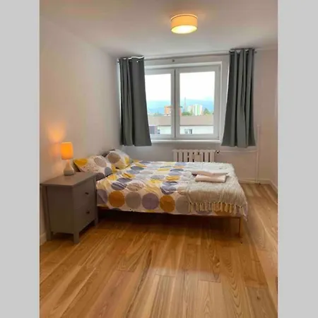 Mountain View 2-double Bedroom Apartment Jelenia Gora