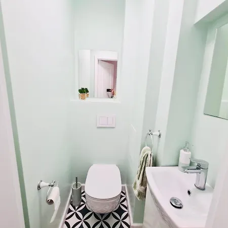 Mountain View 2-double Bedroom *